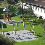Am Baby & Kinderbauerhof Stefflhof * Saalfelden