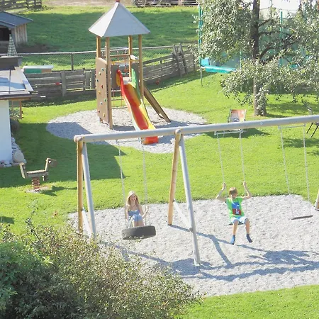 Am Baby & Kinderbauerhof Stefflhof Κατάλυμα σε φάρμα Saalfelden